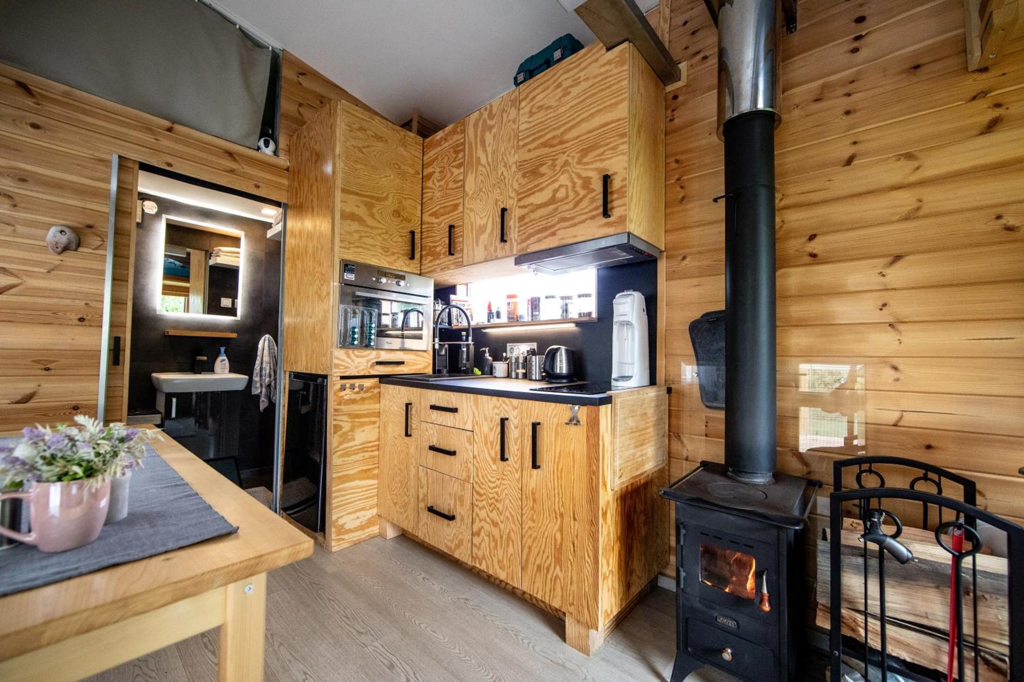 Tiny House - Chatka V Rezi U Prahy Husinec  Exteriér fotografie